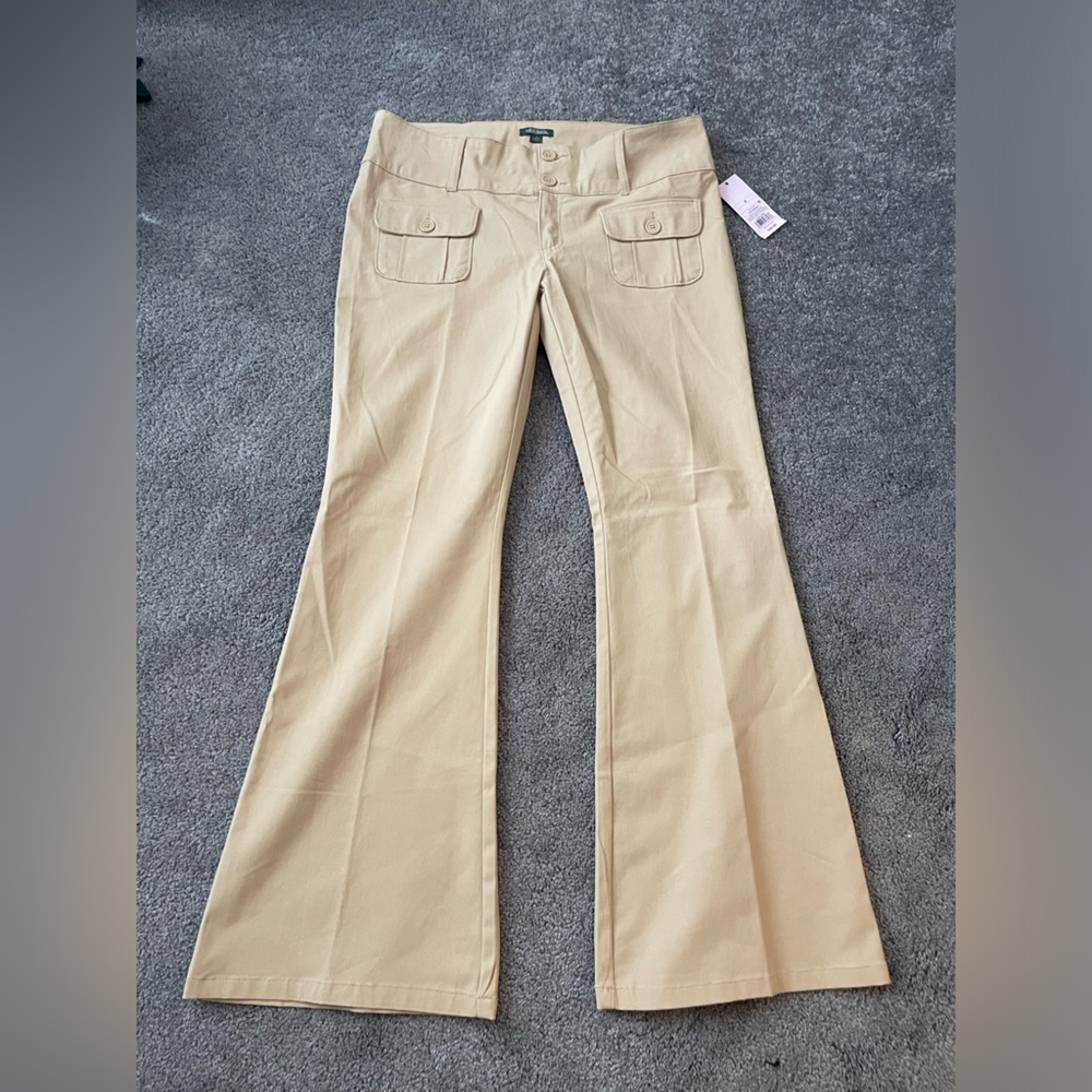 New Wild Fable Khaki Pants Size 8